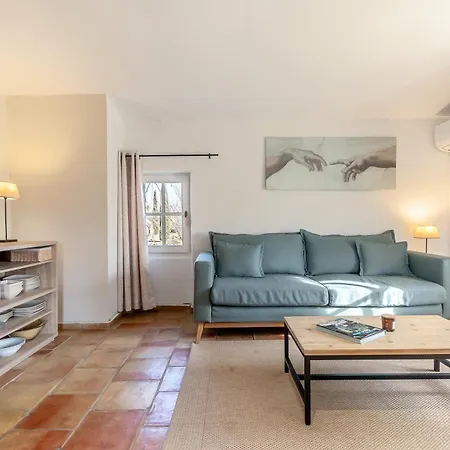 Holiday home Mas Orea Sous La Glycine Gordes