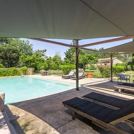 Holiday home Mas Orea Sous La Glycine
